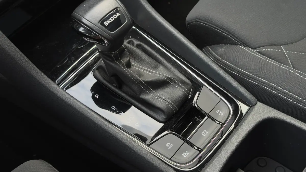 150pk 1.5 TSI ACT Sportline Business | Trekhaak | Panoramadak | Achteruitrijcamera | Carplay | Cruise Control | 18" |