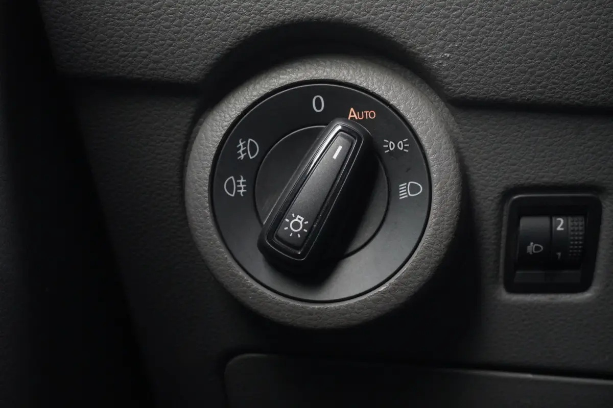 2.0 TDI L2 EURO 6 - Airco - Cruise - Camera - €14.900,- Excl.