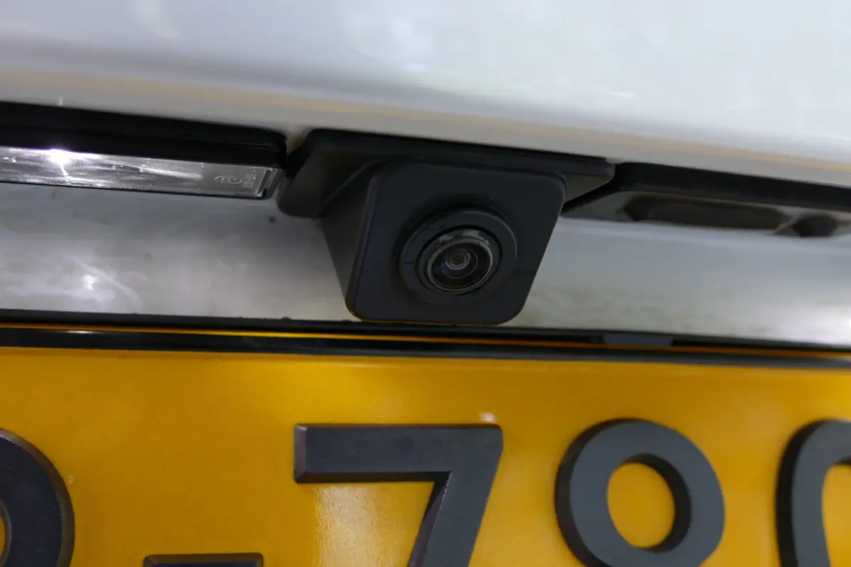 1.2 PURETECH 130PK 7-ZITS GT AUTOMAAT / CAMERA / TREKHAAK / KEYLESS / FULL-LED / NAVI / CLIMA / PDC / BLUETOOTH / ADAPT. CRUISECONTROL / 1E EIGENAAR / SCHITTERENDE STAAT !!