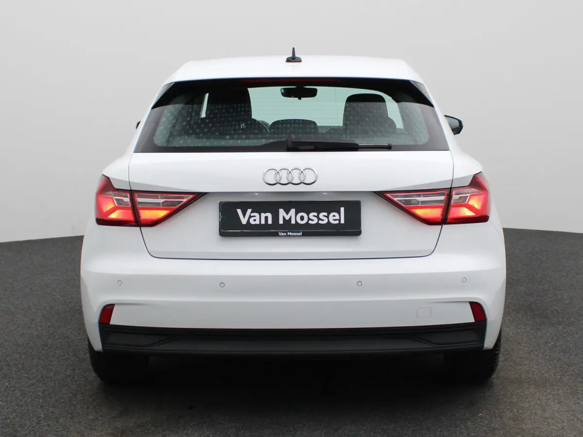 1.0 25 TFSI 70kW Attraction | NAVIGATIESYSTEEM | CRUISE CONTROL | 12 MAANDEN BOVAG GARANTIE |