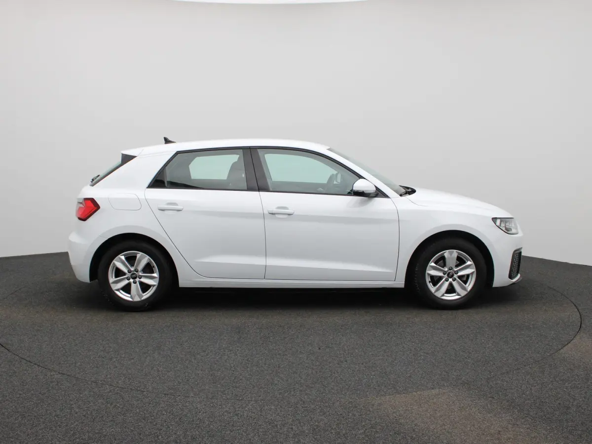 1.0 25 TFSI 70kW Attraction | NAVIGATIESYSTEEM | CRUISE CONTROL | 12 MAANDEN BOVAG GARANTIE |