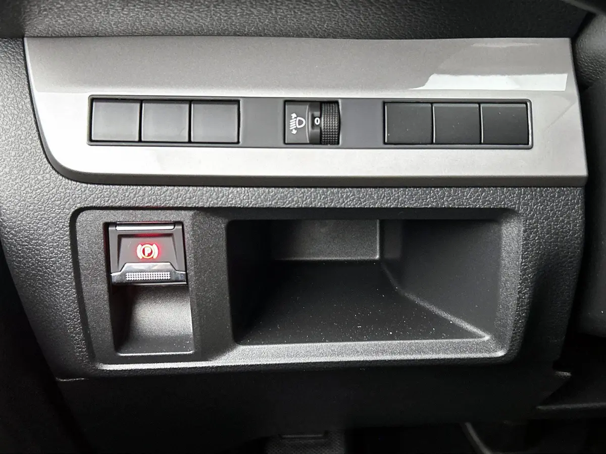 Electric 136pk L3 75 kWh Automaat | Tot 8 Jaar Garantie | Apple Carplay/Android Auto | Dodehoekdetectie | Airco | Cruise Control | Achteruitrijcamera | 3 Fase |