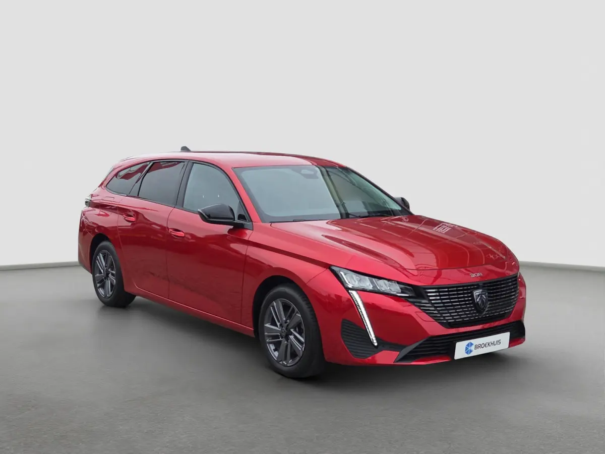 1.2 PureTech Allure 360* Camera | LED | Errgonomische stoel | Keyless | Adaptive Cruise control | Full map navigatie | Carplay/android auto |