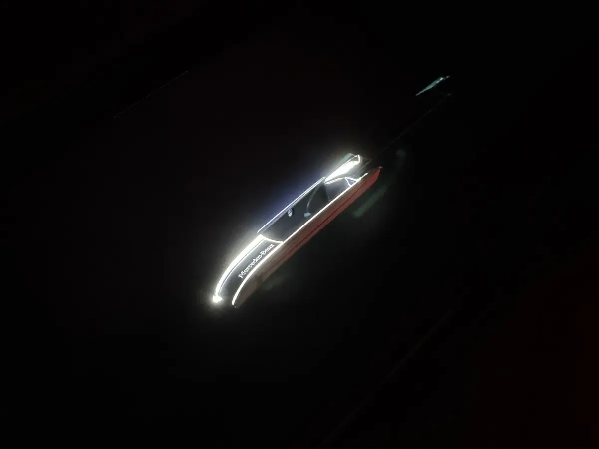 300 Sport Edition 89 kWh | Burmester premium audio | Panorama dak | AMG styling |