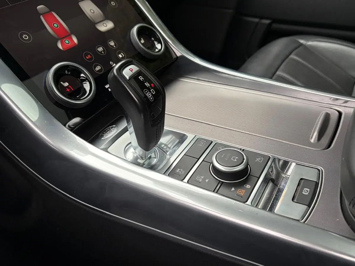 2.0 P400e HSE Dynamic Panodak Meridian Stoelkoeling !!NIEUWBINNEN!!