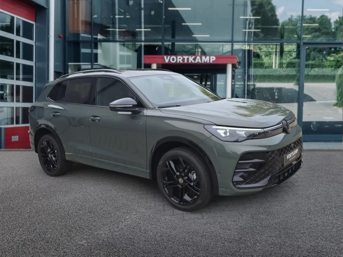 1.5 TSI eHYBRID R-LINE PANO-DAK/TREKHAAK/CAMERA/E-KLEP/ACC/STOEL+STUURVERW