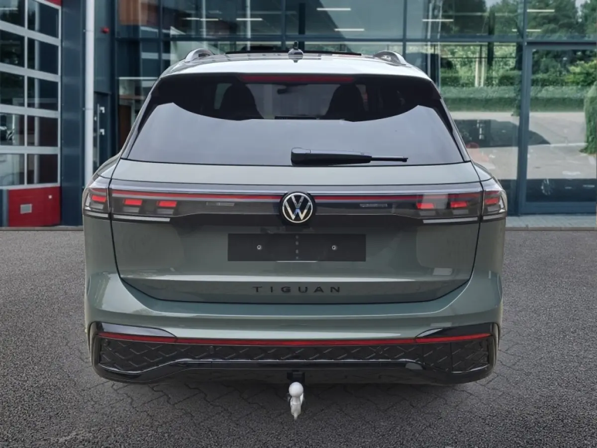 1.5 TSI eHYBRID R-LINE PANO-DAK/TREKHAAK/CAMERA/E-KLEP/ACC/STOEL+STUURVERW