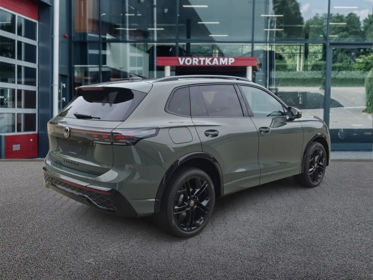 1.5 TSI eHYBRID R-LINE PANO-DAK/TREKHAAK/CAMERA/E-KLEP/ACC/STOEL+STUURVERW