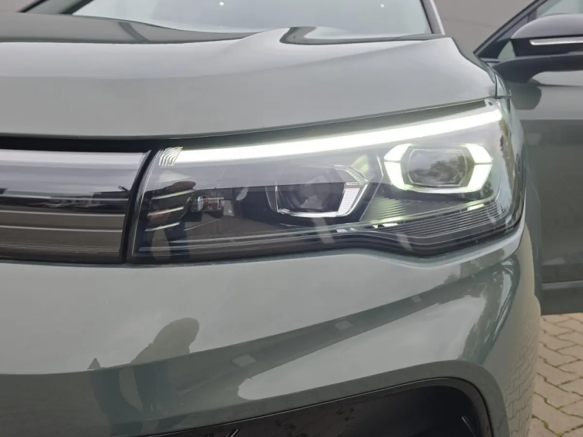 1.5 TSI eHYBRID R-LINE PANO-DAK/TREKHAAK/CAMERA/E-KLEP/ACC/STOEL+STUURVERW