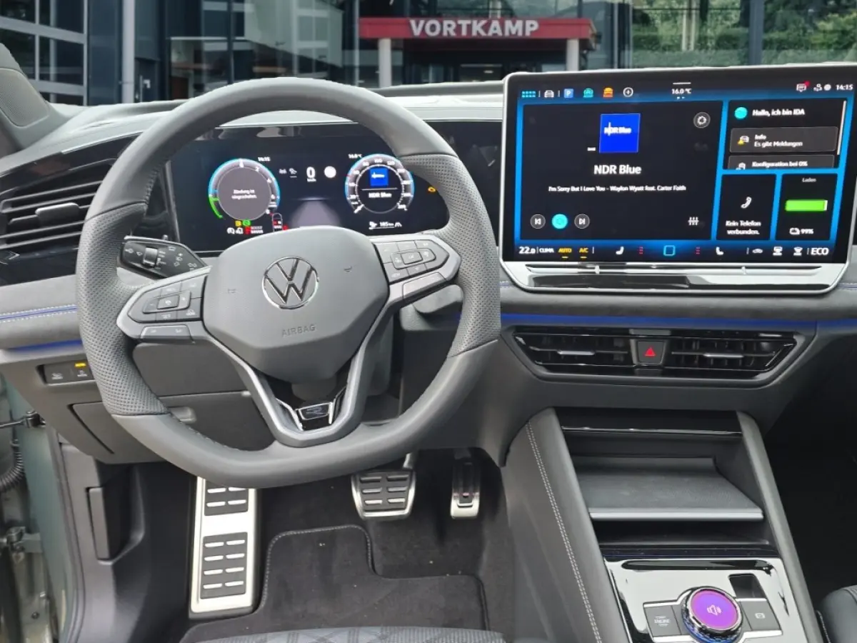 1.5 TSI eHYBRID R-LINE PANO-DAK/TREKHAAK/CAMERA/E-KLEP/ACC/STOEL+STUURVERW