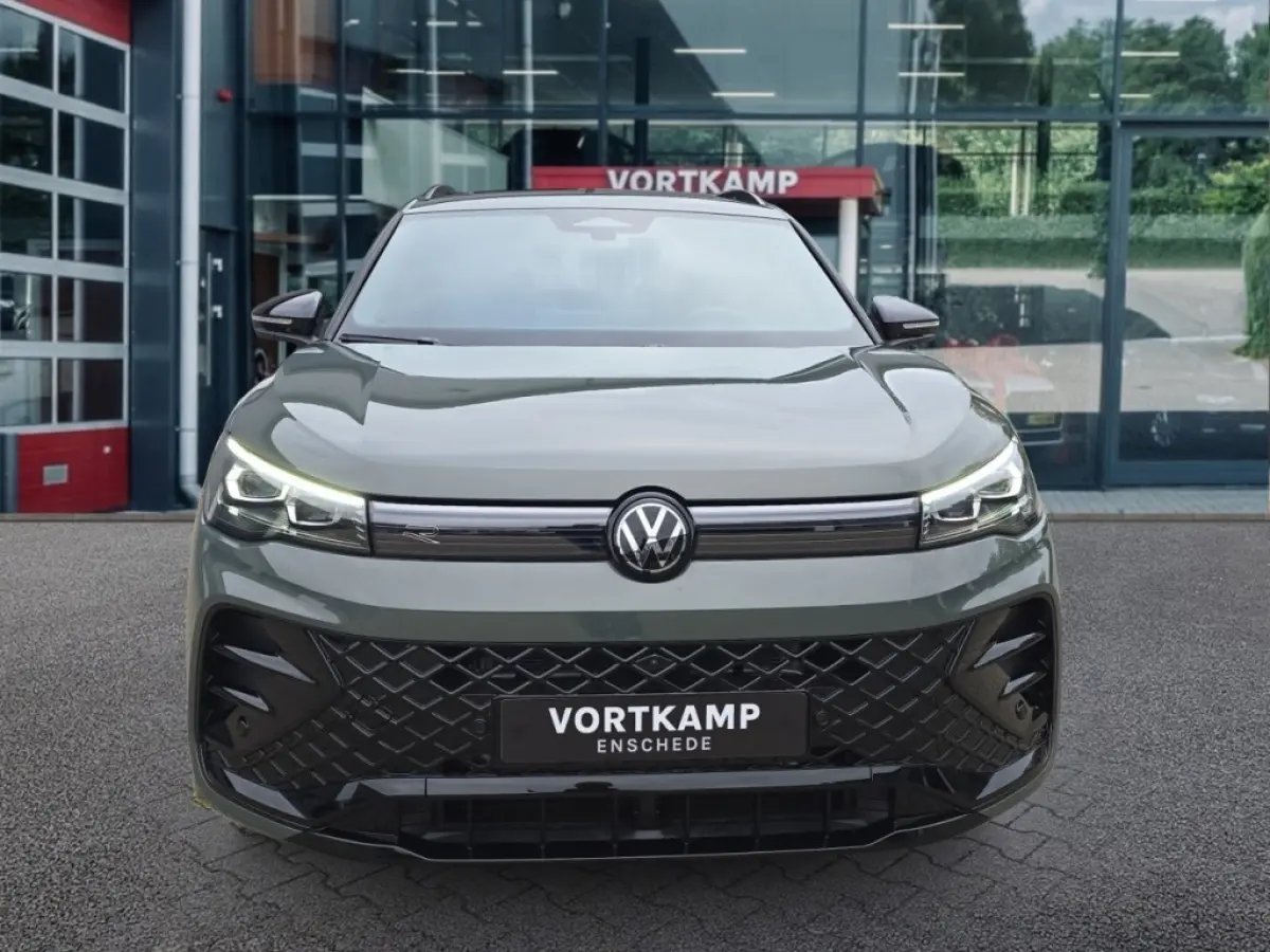 1.5 TSI eHYBRID R-LINE PANO-DAK/TREKHAAK/CAMERA/E-KLEP/ACC/STOEL+STUURVERW