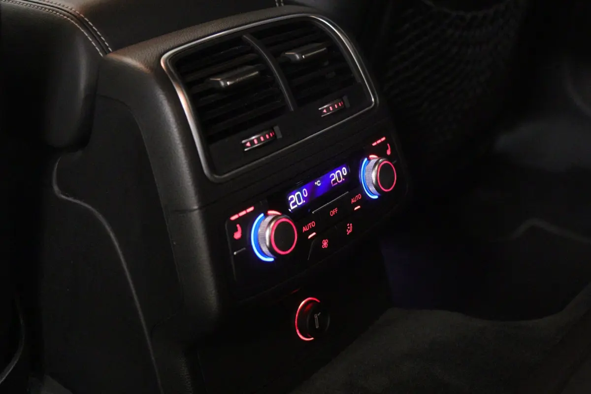 1.8 TFSI S EDITION NAP/CARPLAY/KEYLESS/MEM/BOSE/VOL