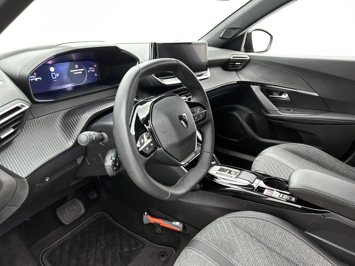 1.2 Hybrid 145pk Allure Automaat | Adaptieve Cruise Control | dakrails | Navigatie | Camera Voor + Achter | Climate Control | 17"LMV | Dodehoekdetectie | LED |