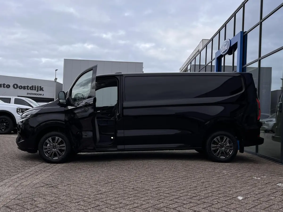 340 L2H1 Limited 71 kWh 218PK Stoel/Stoel 2300KG Trekgewicht Adaptieve Cruise 360 Camera Navi Stoelverwarming Dubbele Armsteun Carplay Blind-Spot 17" Velgen *Nieuw*
