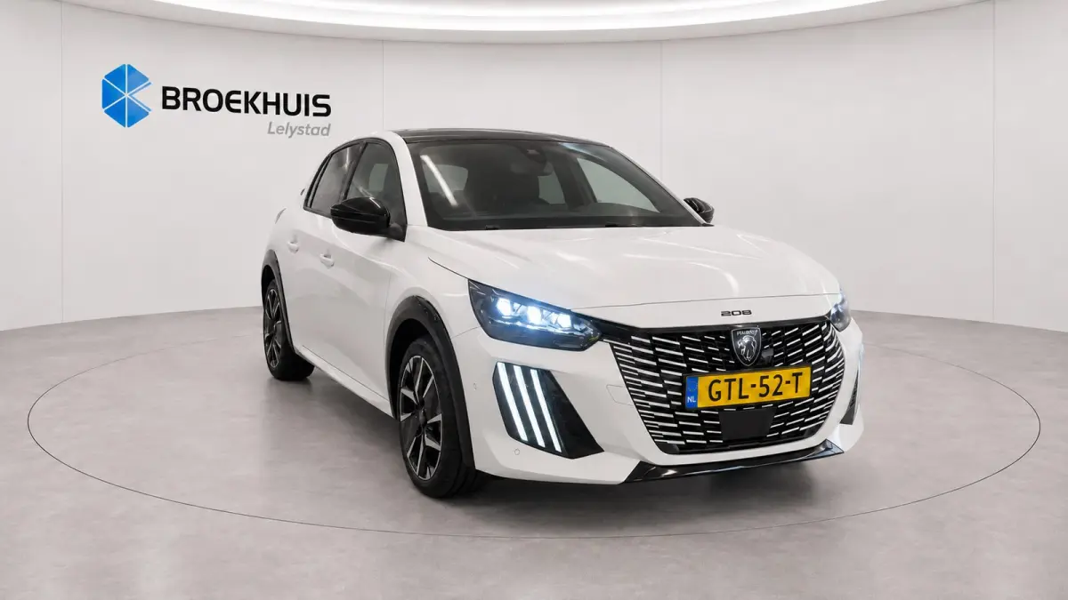 EV 50KWH 136PK GT PACK AUTOMAAT / NAVI / LEDER / CLIMA / PDC / 17" LMV / CAMERA / ALCANTARA / PANO. DAK / KEYLESS / I-COCKPIT / FULL-LED / NIEUWSTAAT !!