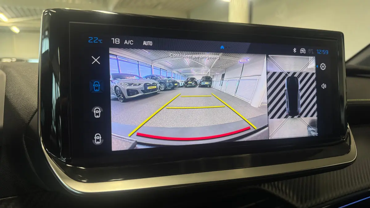 EV 50KWH 136PK GT PACK AUTOMAAT SOH 100% / NAVI / LEDER / CLIMA / PDC / 17" LMV / CAMERA / ALCANTARA / PANO. DAK / KEYLESS / I-COCKPIT / FULL-LED / NIEUWSTAAT !!