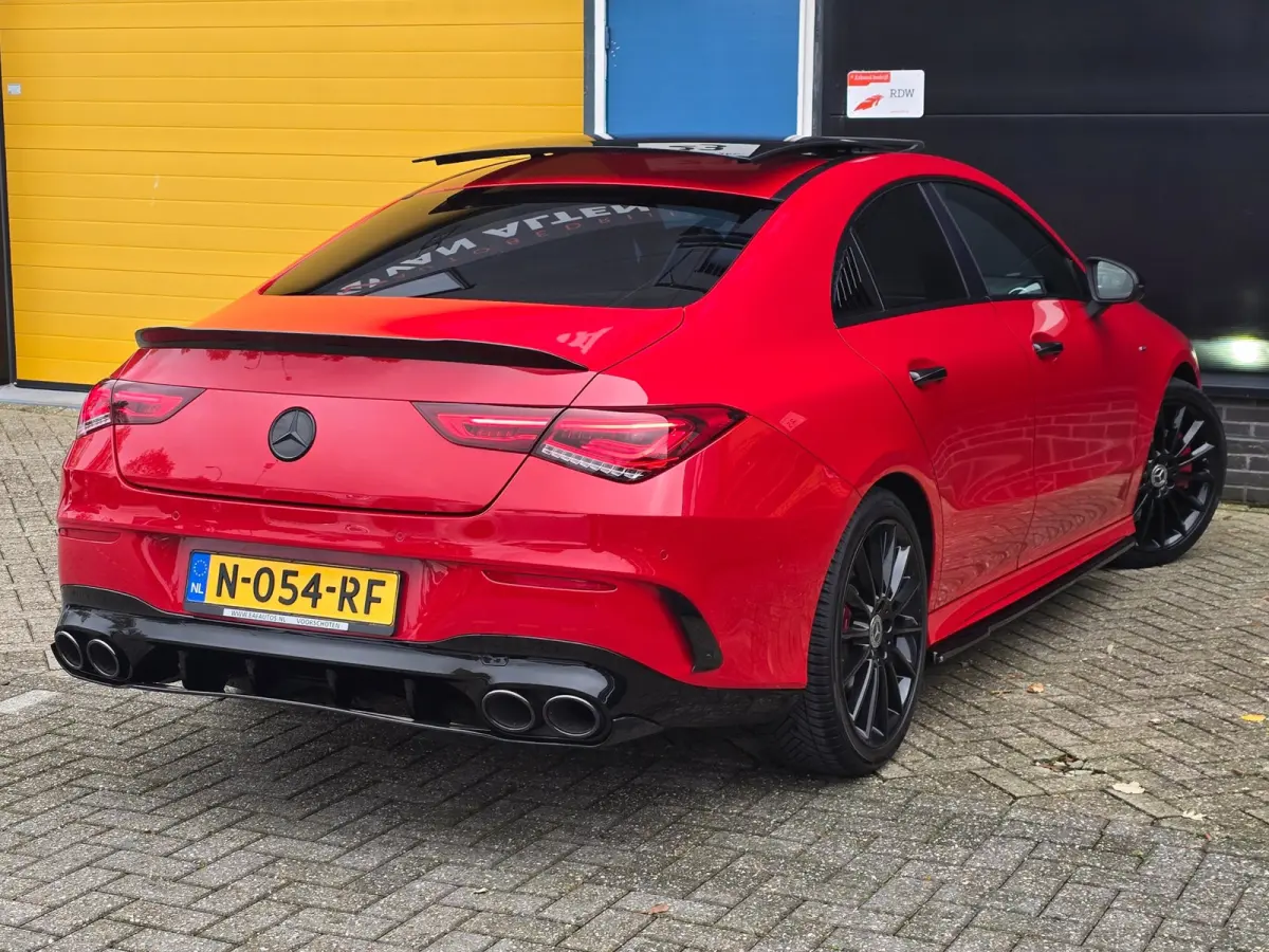 200 AMG 45 Look / Leder / Memory / Elek Stoelen / Camera / Open Pano / Led / Pdc / 19 Inch