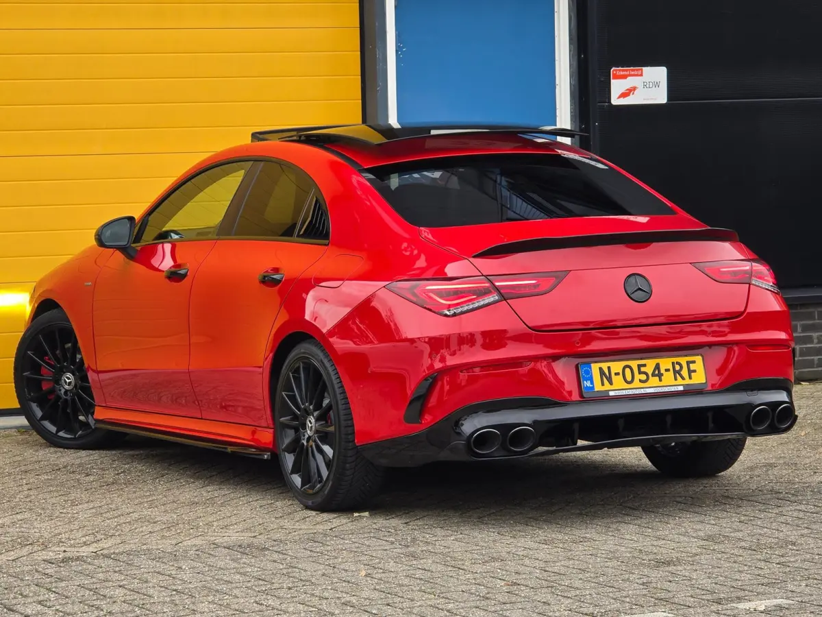 200 AMG 45 Look / Leder / Memory / Elek Stoelen / Camera / Open Pano / Led / Pdc / 19 Inch