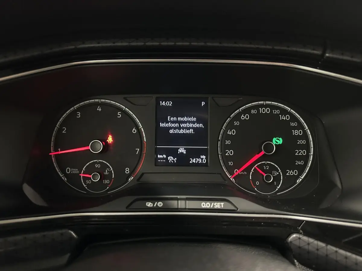1.5 TSI Style Business CAMERA NAVI CARPLAY TREKHAAK ADAPTIVE CRUISE.