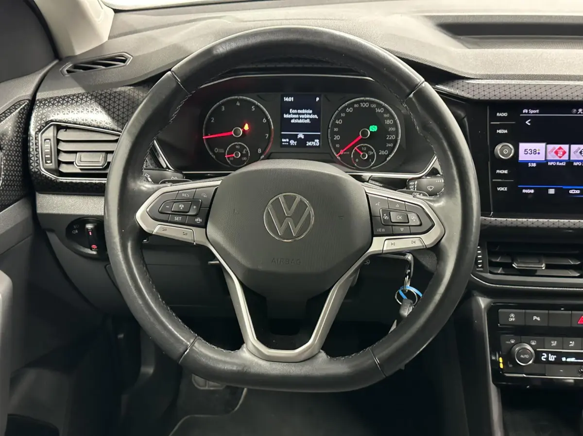 1.5 TSI Style Business CAMERA NAVI CARPLAY TREKHAAK ADAPTIVE CRUISE.