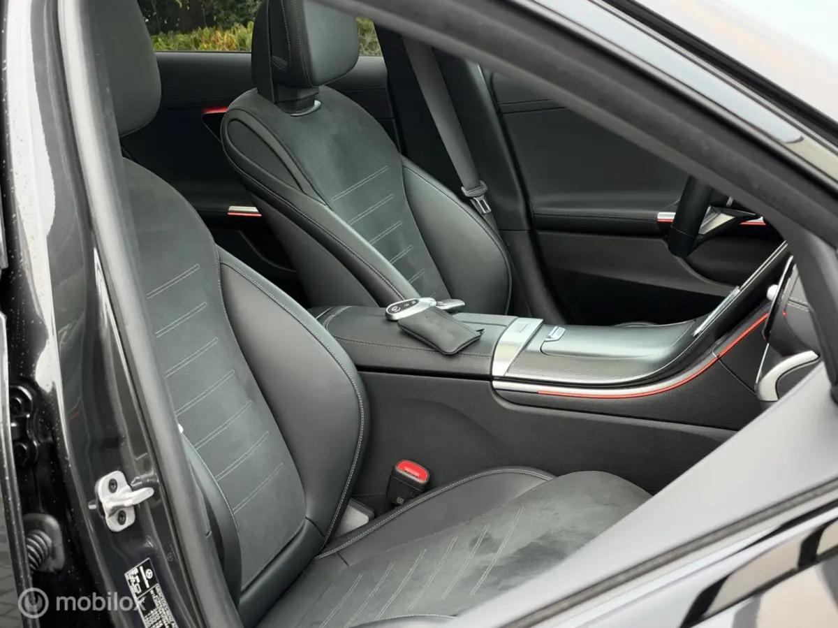 300 e AMG Premium Plus|Trekhk|Pano