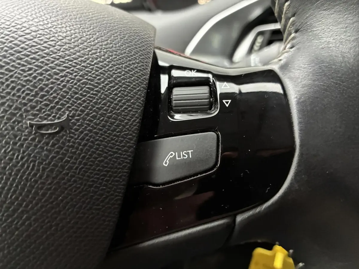 1.2 PureTech Carplay Led Cruise NL Auto Pdc 19 Perfecte Staat 2 De Eigenaar