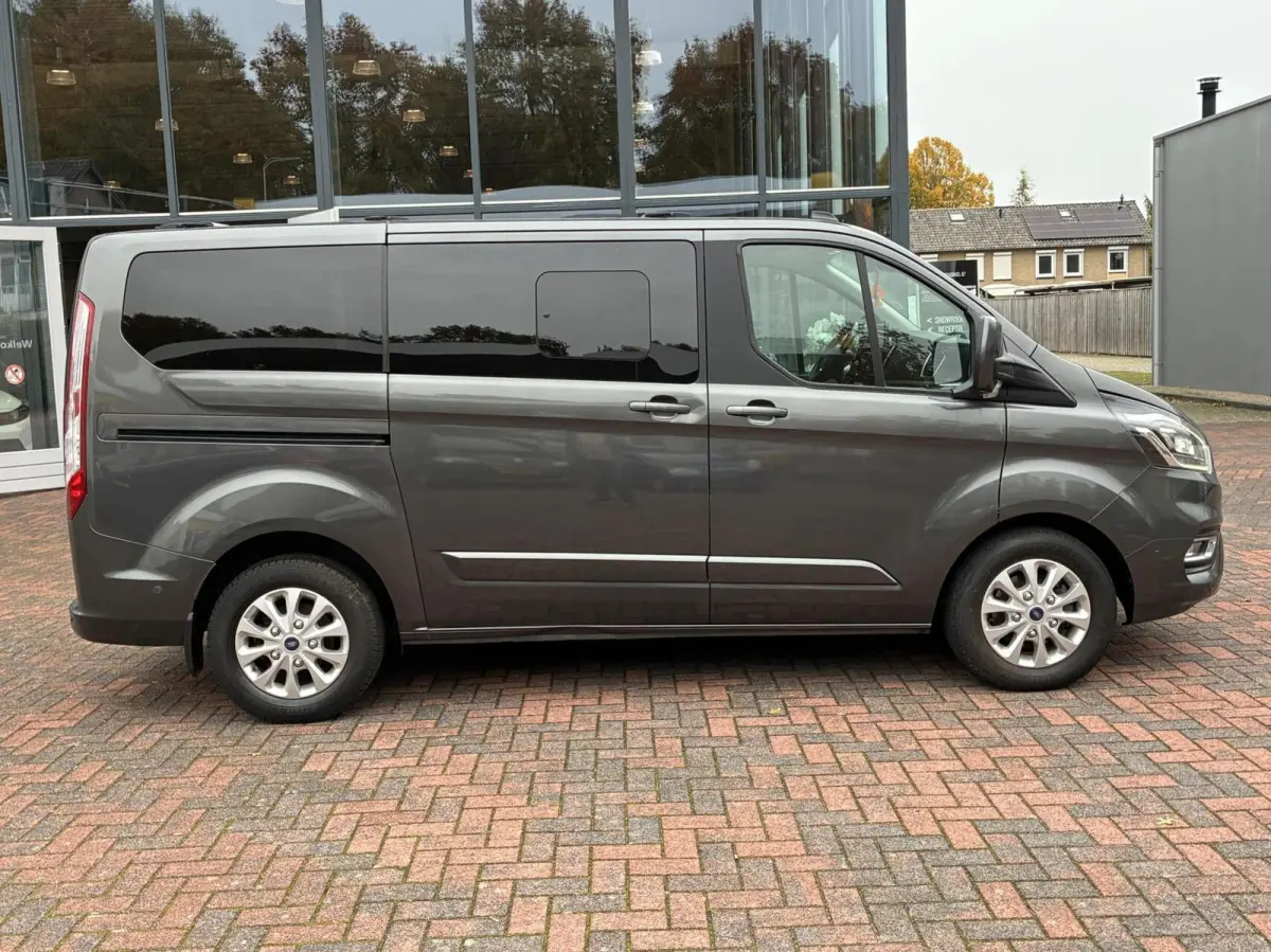 Tourneo 320 1.0 AUTOM PHEV 8 PERSOONS 21 EERSTE EIGENAAR VOL OPTIES LED CARPLAY LEER CAMERA PDC CRUISE