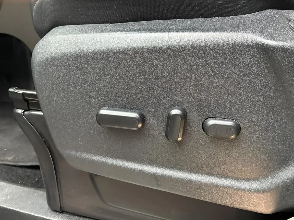 Tourneo 320 1.0 AUTOM PHEV 8 PERSOONS 21 EERSTE EIGENAAR VOL OPTIES LED CARPLAY LEER CAMERA PDC CRUISE