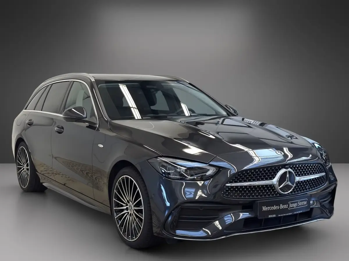 300e AMG ** HIGH LED, NAVI+, PANO, MEMORY, WINTER, 19-inch LMV ** UNFALLFREI - Ex. MB-AG ** ** INFORMEER OOK NAAR ONZE AANTREKKELIJKE FINANCIAL-LEASE TARIEVEN **