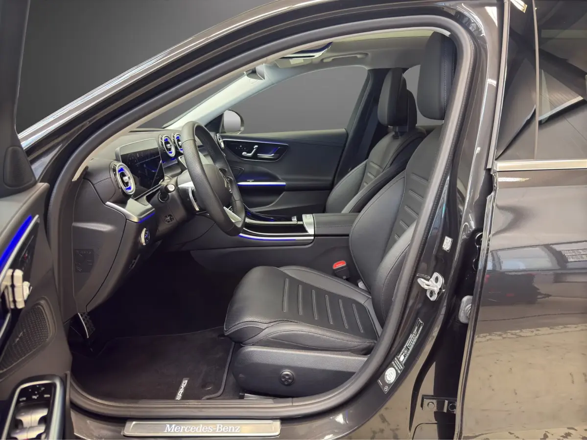 300e AMG ** HIGH LED, NAVI+, PANO, MEMORY, WINTER, 19-inch LMV ** UNFALLFREI - Ex. MB-AG ** ** INFORMEER OOK NAAR ONZE AANTREKKELIJKE FINANCIAL-LEASE TARIEVEN **