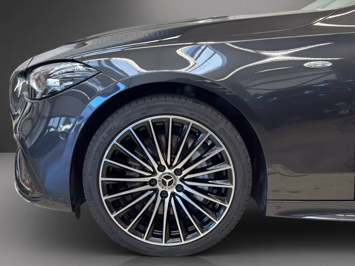 300e AMG ** HIGH LED, NAVI+, PANO, MEMORY, WINTER, 19-inch LMV ** UNFALLFREI - Ex. MB-AG ** ** INFORMEER OOK NAAR ONZE AANTREKKELIJKE FINANCIAL-LEASE TARIEVEN **
