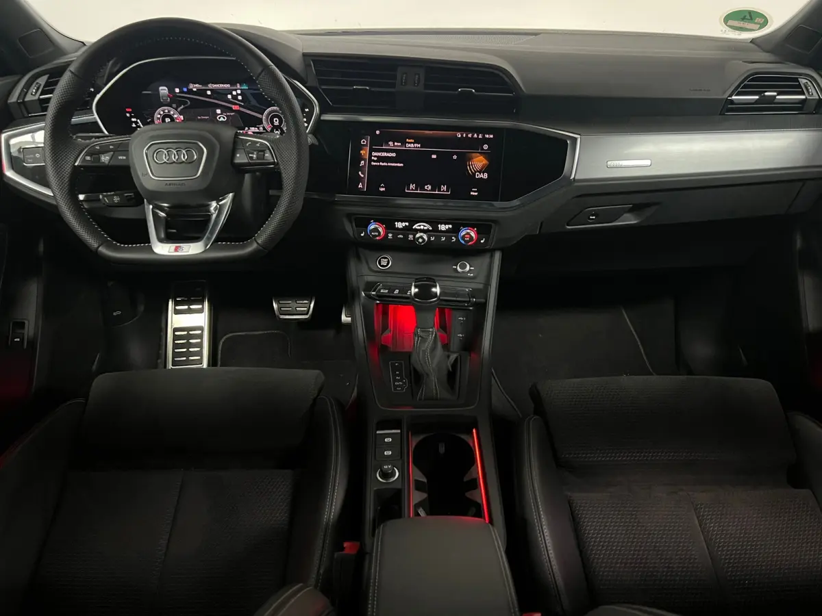 35 TFSI 3 x S line RSQ3 Blackpack Pano ACC Sfeer Electr. Stoel Camera Trekhaak