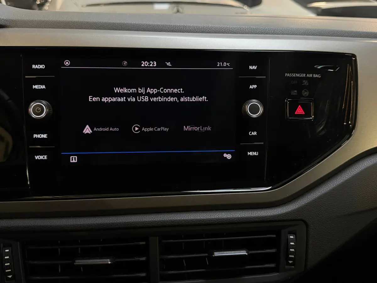 1.0 TSI Highline Business |AUTOMAAT|CARPLAY|PDC|STOELVERWARMING|