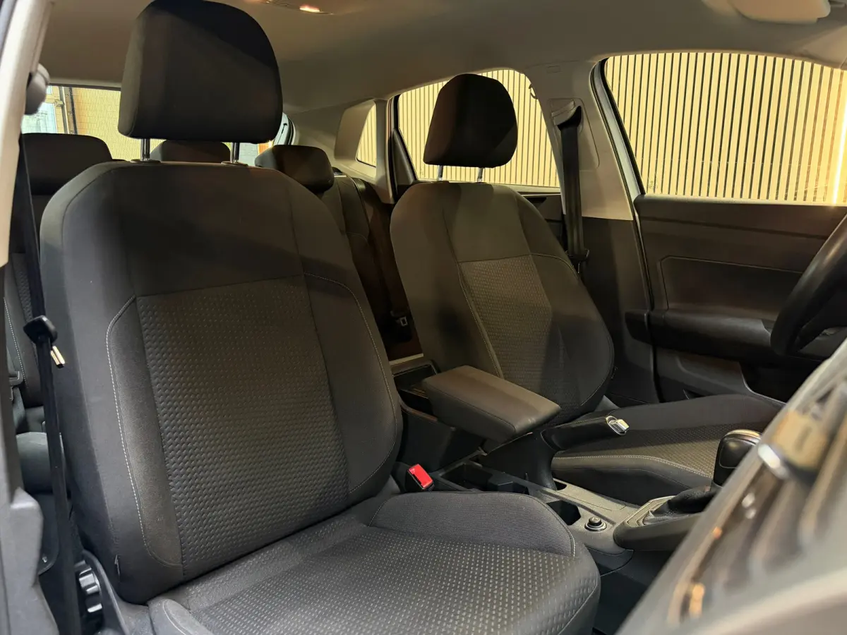 1.0 TSI Highline Business |AUTOMAAT|CARPLAY|PDC|STOELVERWARMING|