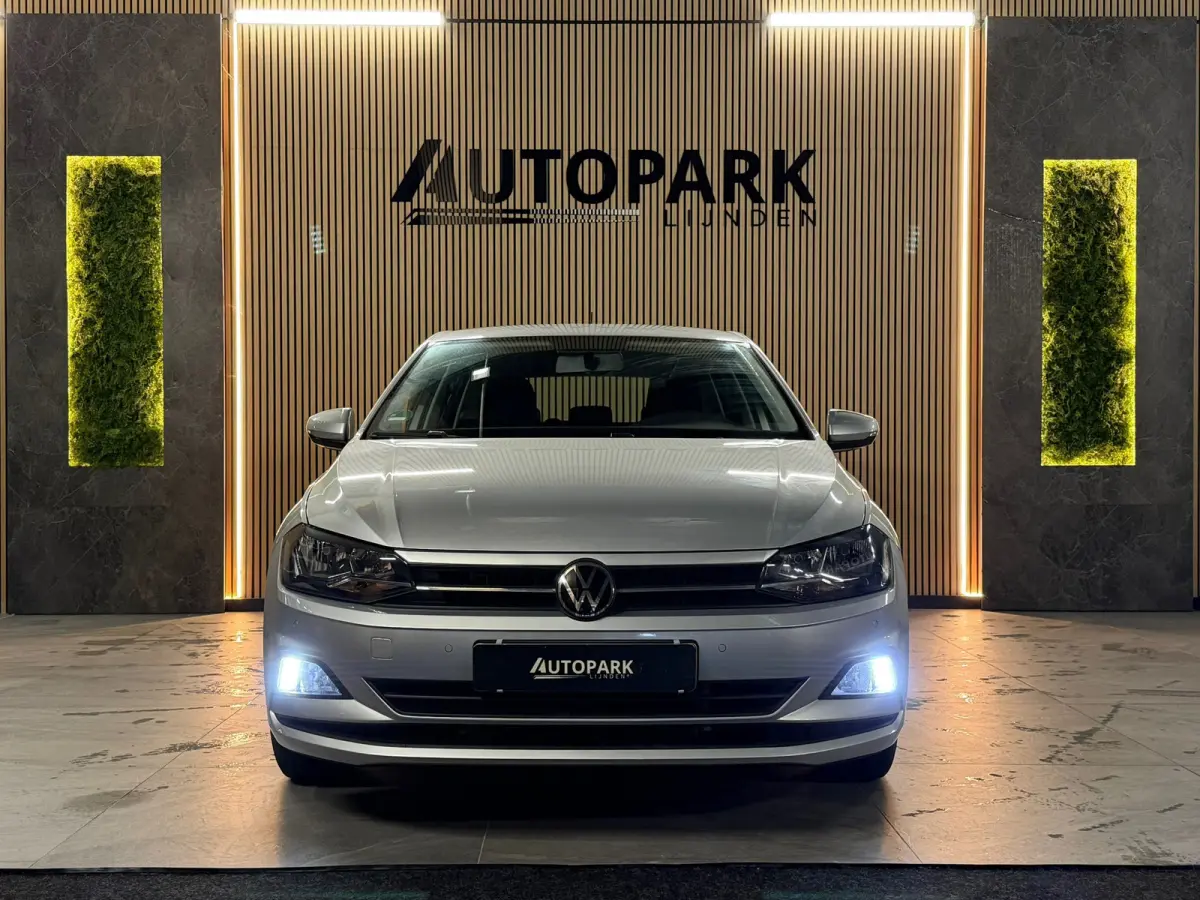 1.0 TSI Highline Business |AUTOMAAT|CARPLAY|PDC|STOELVERWARMING|