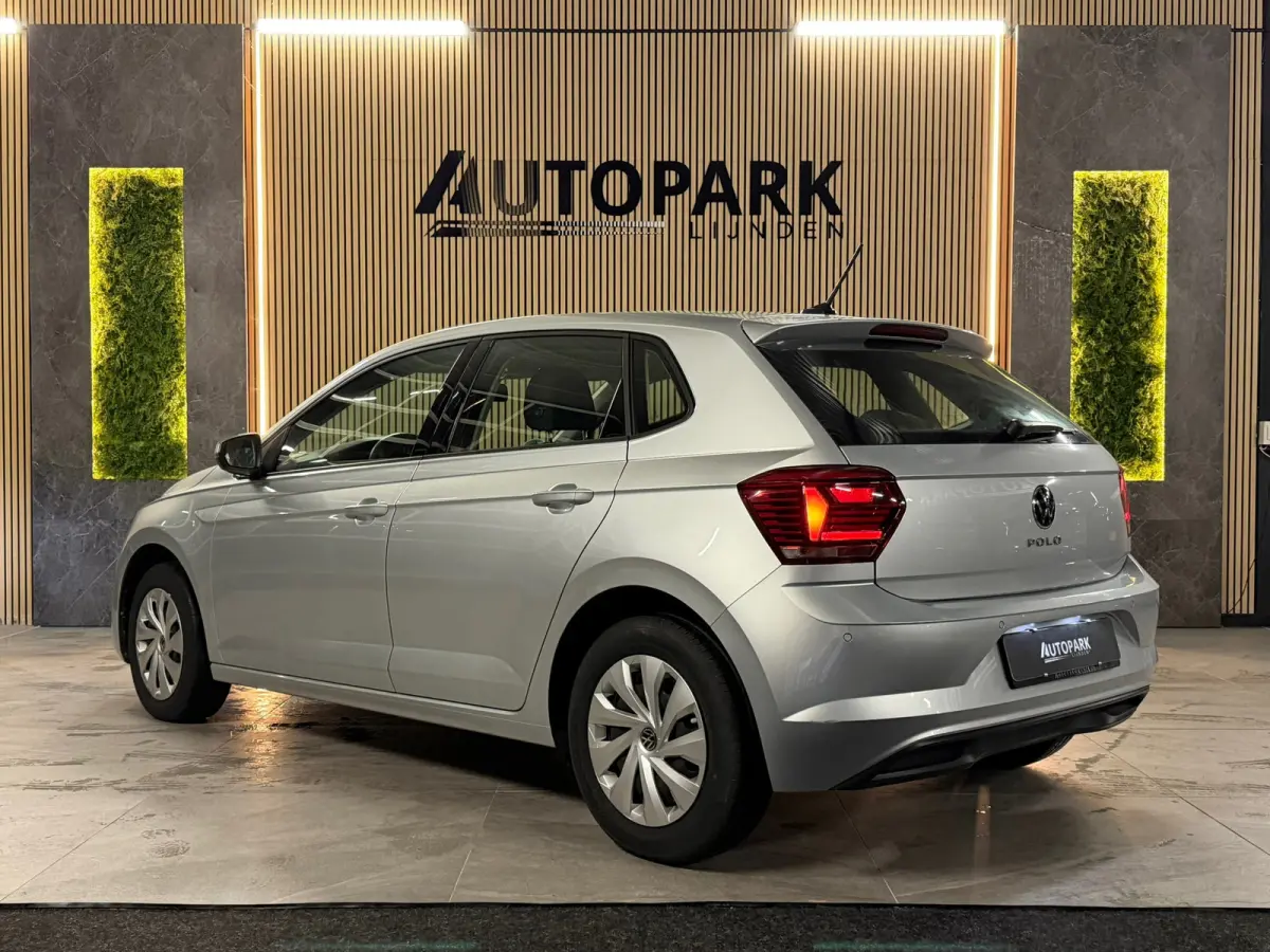 1.0 TSI Highline Business |AUTOMAAT|CARPLAY|PDC|STOELVERWARMING|