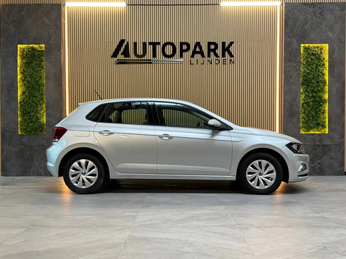 1.0 TSI Highline Business |AUTOMAAT|CARPLAY|PDC|STOELVERWARMING|