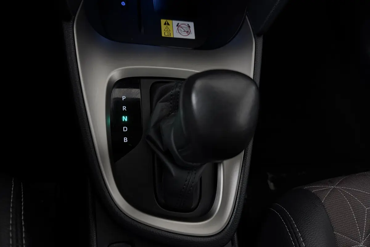 1.5 Hybrid Launch Edition (PANORAMADAK, TREKHAAK, CAMERA, STOELVERWARMING)