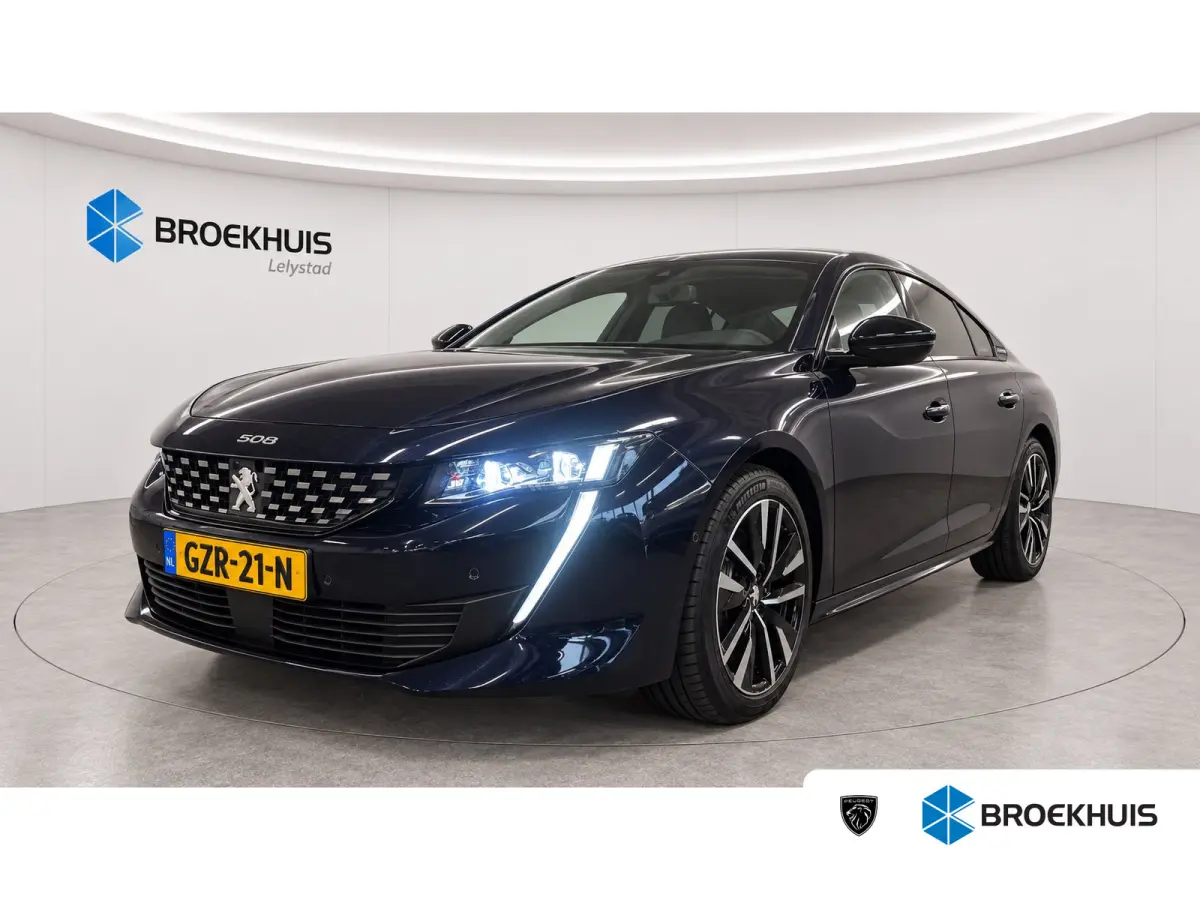 1.6 HYBRID 225PK GT PACK AUTOMAAT / NAVI / LEDER / CLIMA / PDC / 18" LMV / CAMERA / KEYLESS / PANO. DAK / I-COCKPIT / FULL-LED / WINTERPAKKET / FOCAL AUDIO / ADAPT. CRUISECONTROL / FULL-OPTI