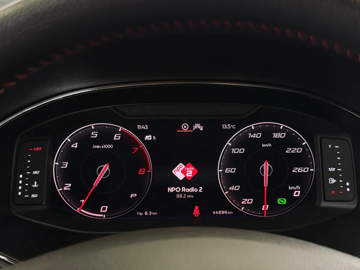 1.0 TSI FR Pakket CarPlay Camera