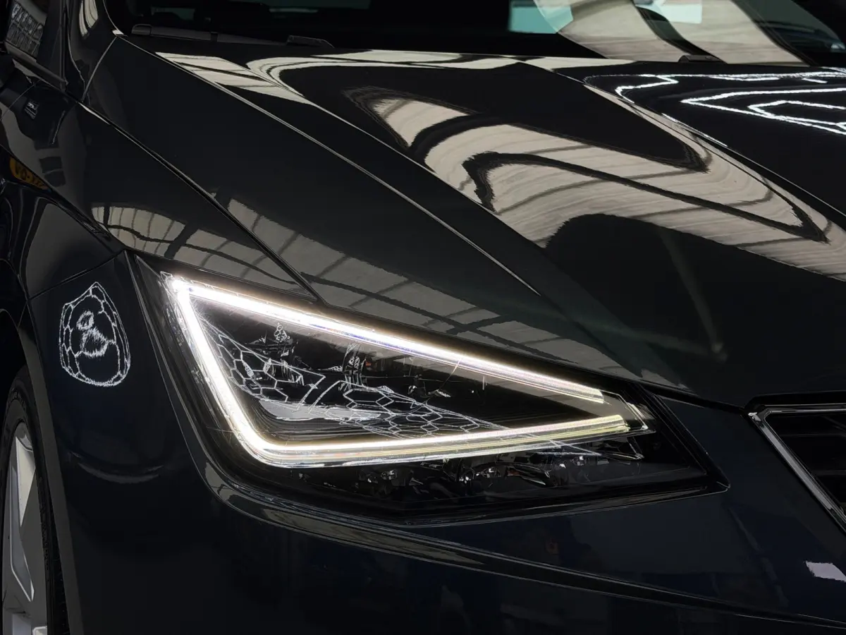 1.0 TSI FR Pakket CarPlay Camera