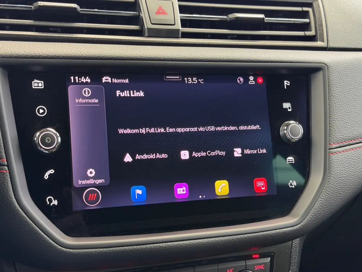 1.0 TSI FR Pakket CarPlay Camera