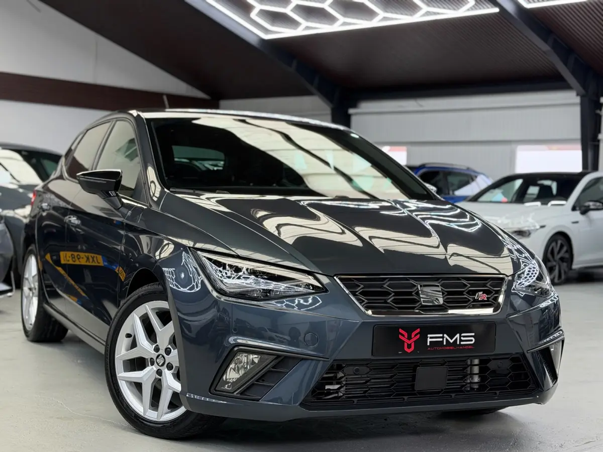 1.0 TSI FR Pakket CarPlay Camera