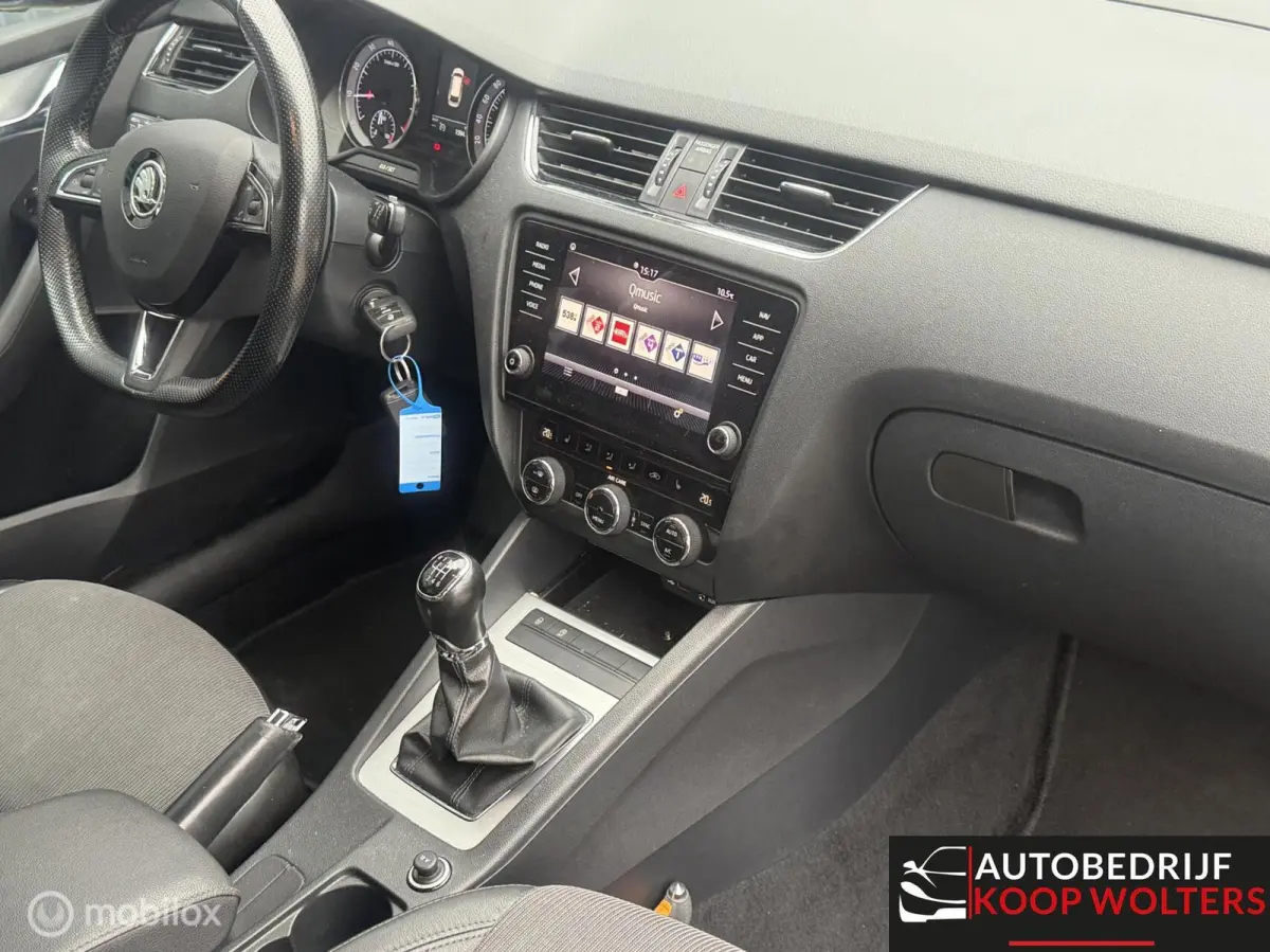 1.0 TSI Business NAVI LED