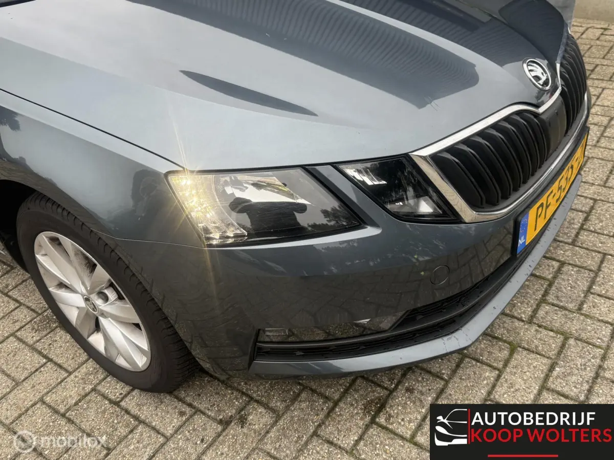 1.0 TSI Business NAVI LED