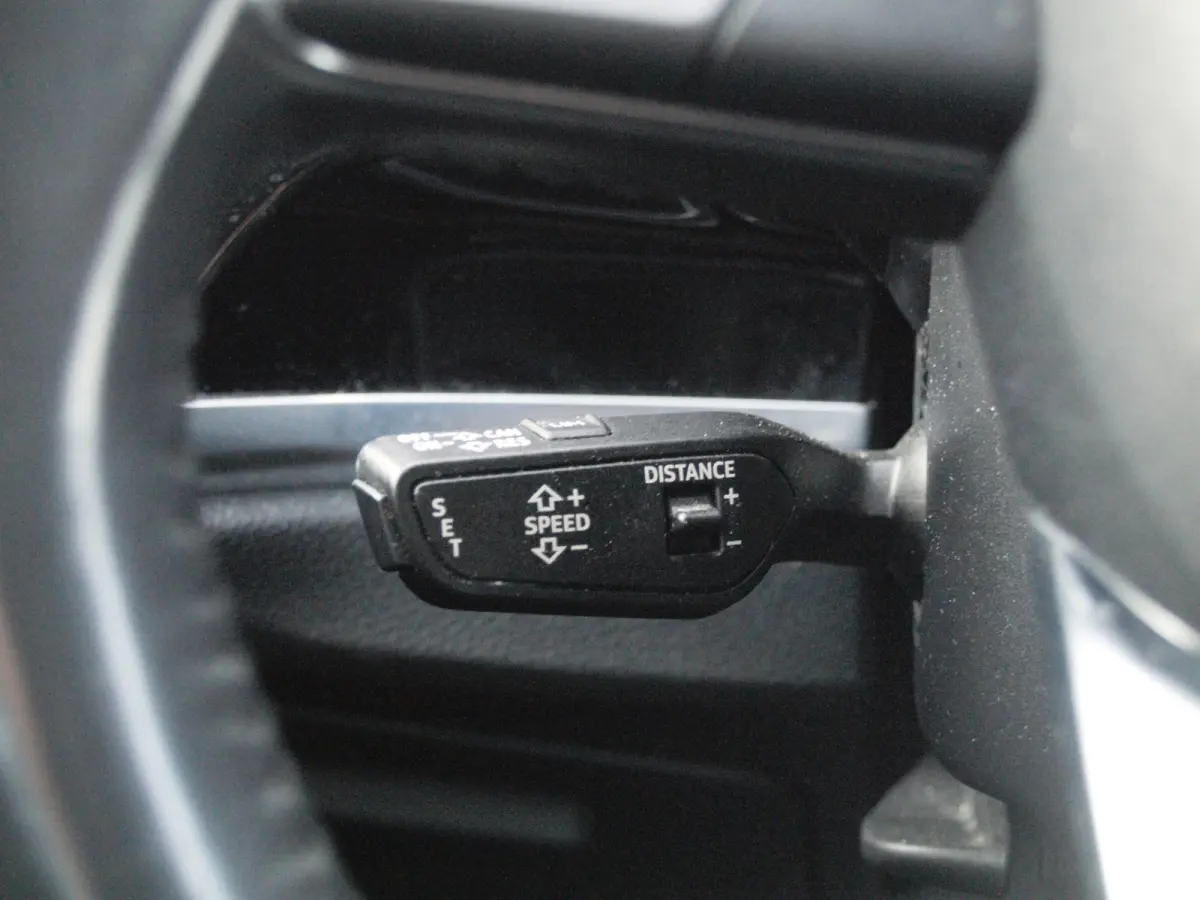 35 TFSI edition one | S-Line | Camera | Sfeerverlichting | Virtual Cockpit | ACC | Apple Carplay |