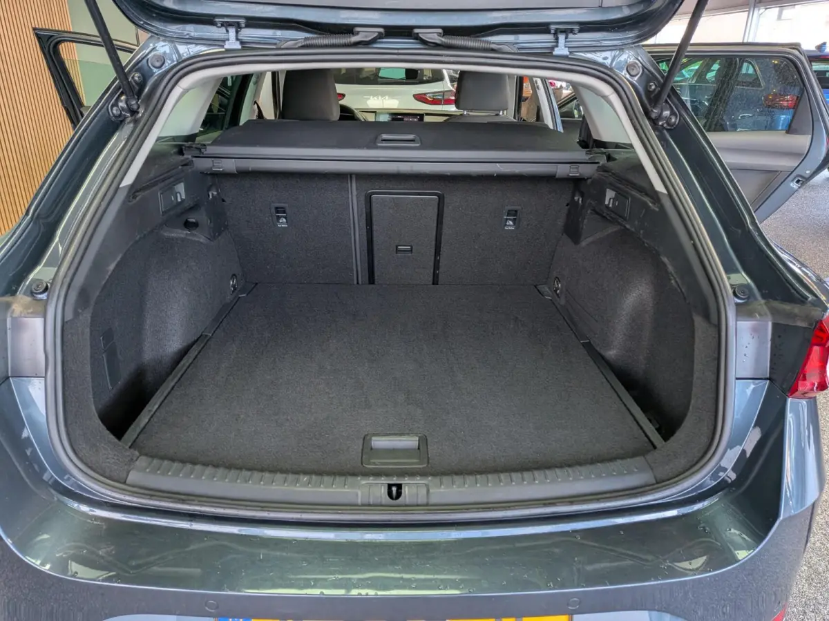 1.0 EcoTSI Style Business Intense
