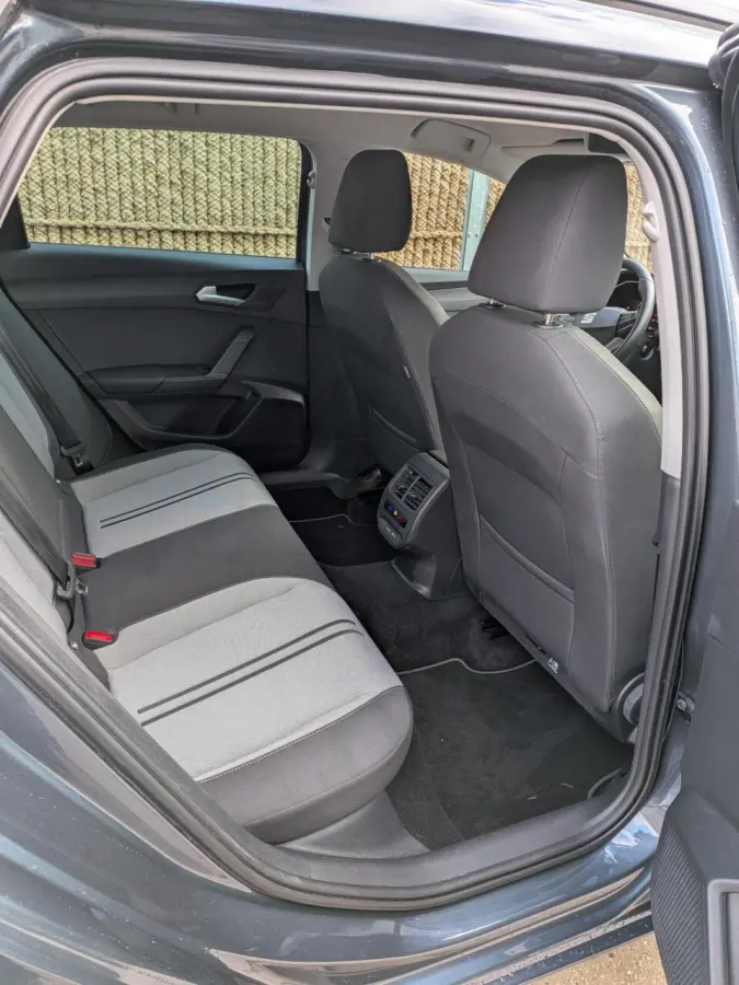 1.0 EcoTSI Style Business Intense
