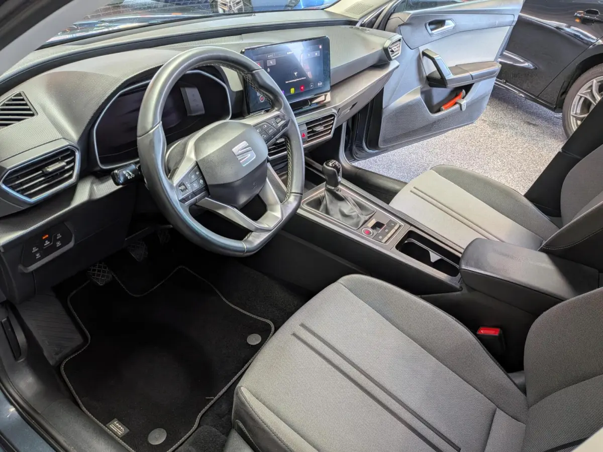 1.0 EcoTSI Style Business Intense