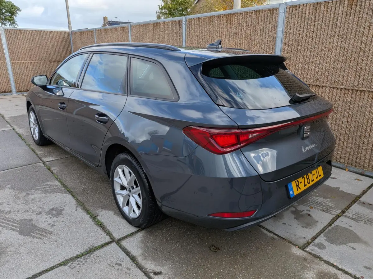 1.0 EcoTSI Style Business Intense